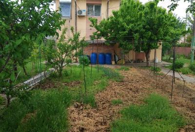 Casă cu 5 camere cu Teren 1100 Mp în Central