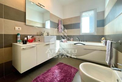 Vila cu terasa si piscina in Zadareni - 17