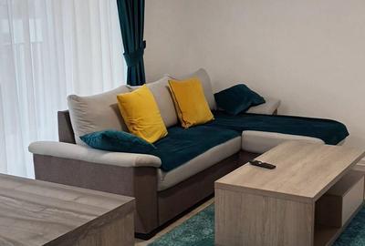 Apartament cu 2 camere semidecomandat în Tractorul