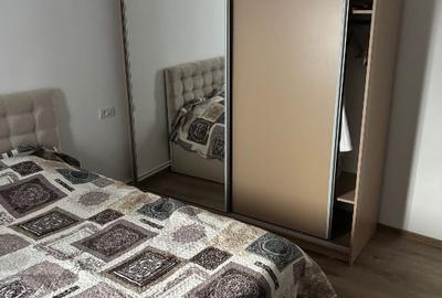 Casă individuală cu 5 camere cu Canalizare în Central - 2