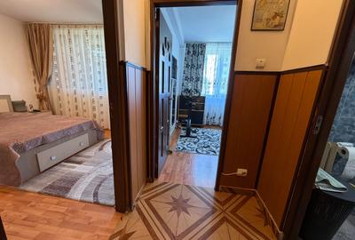 Apartament cu 3 camere decomandat, mobilat în Titan - 20
