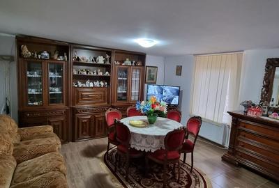 Casă cu 4 camere cu Teren 1400 Mp în Mihai Eminescu - 11