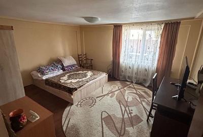 Casă cu 2 camere în Gruia - 2