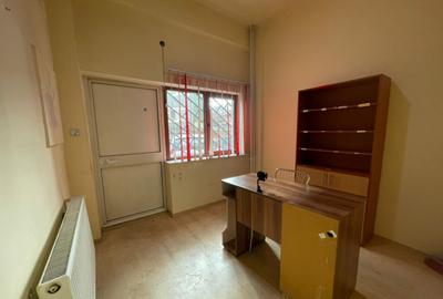 Spatiu birou , situat in Tg-Jiu, Str. Unirii-zona centrala - 1