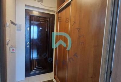 Garsoniera, mobilata si utilata, Tractorul - 5