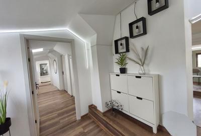 Apartament cu 4 camere decomandat în Central - 13