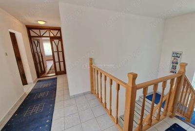 Casă cu 7 camere cu Teren 720 Mp în Vest - 14