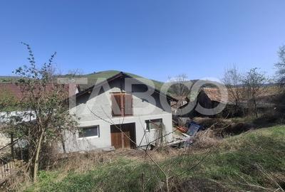 Casă individuală cu 4 camere cu Canalizare în Slimnic - 2