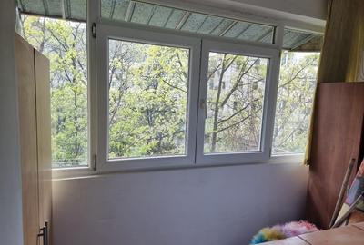 Apartament 2 camere, decomandat, zona Alexandru cel Bun Apartament 2 camere, decomandat, zona Alexandru cel Bun - 4