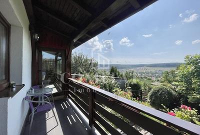 Casă cochetă cu teren generos și panoramă Chinteni - 24