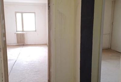 Apartament cu 3 camere în Central - 11