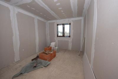 Casă cu 4 camere în Bartolomeu