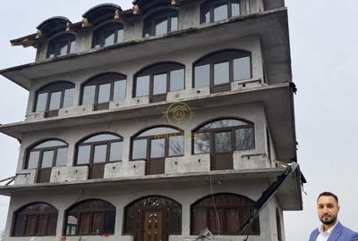 Casă cu Teren 2040 Mp în Central - 5