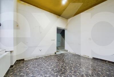 Spațiu comercial, de 130 mp, în Central - 15