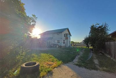 5 camere - 3 bai - 200 mp utili - teren 920 mp - Domnesti - - 5