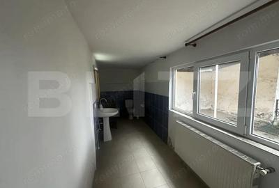 Casă cu 7 camere cu Teren 1171 Mp în Păulești - 20