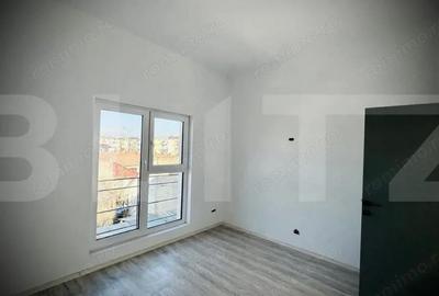 Apartament cu 2 camere decomandat în Intim - 6