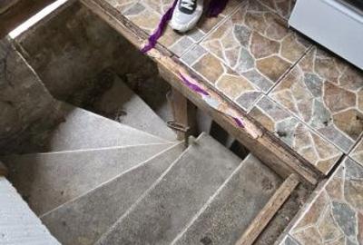 Casă cu 6 camere decomandat cu Teren 461 Mp în Central - 2