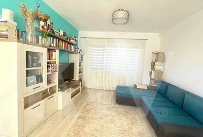 Casă cu Teren 60 Mp în Est