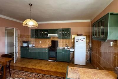 Casă cu 8 camere cu Teren 767 Mp în Central - 12