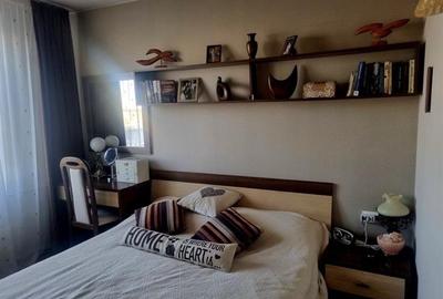 Mobilat si utilat la et intermediar linga Mall - 4