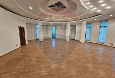 Spatiu de 202 mp + 64 mp terasa la etajul 5, zona ultracentrala - 1