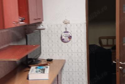 Inchiriez apartament zona Garii - 8
