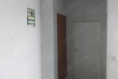 Casă cu 5 camere în Totoești - 3