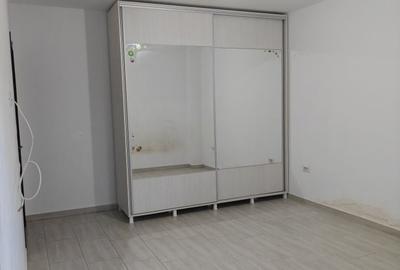Apartament cu 2 camere semidecomandat în Central - 3