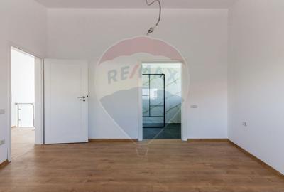 Casă cu 5 camere cu Teren 504 Mp în Mogoșoaia - 14