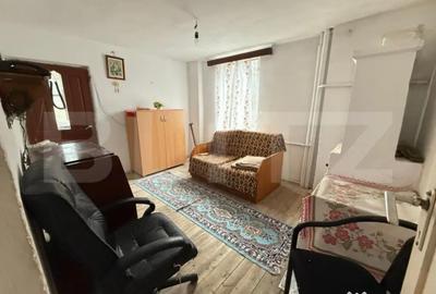 Casă cu 5 camere cu Teren 3700 Mp în Debarcader - 2