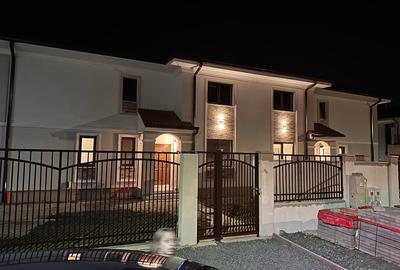 Duplex cu 5 camere cu Teren 330 Mp în Dumbrăvița - 16