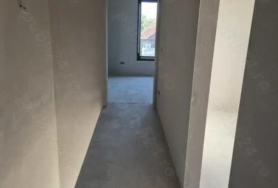Duplex in centrul Comunei Sacalaz P+E+Pod, 4 camere - 10