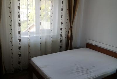 Apartament cu 3 camere decomandat în Central - 3
