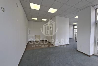 Spațiu comercial, de 50 mp, în Central - 3
