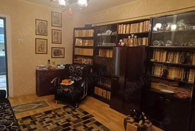 Apartament cu 3 camere decomandat în Central - 3