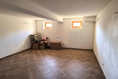 Vila/Pensiune 620mp  , teren generos 3862mp , priveliste de top , neopturata - 26