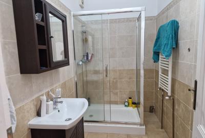 Garsonieră decomandată, mobilată în Medicină - 12