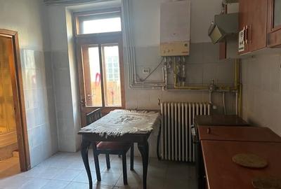 Apartament cu 6 camere decomandat în Ultracentral - 4
