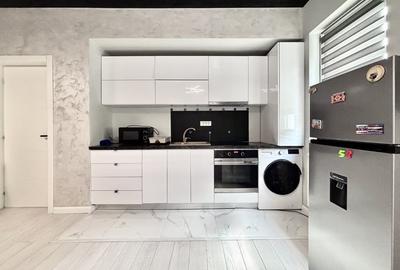 Ultracentral - Hanul cu Peste - La cativa pasi de plaja - 3