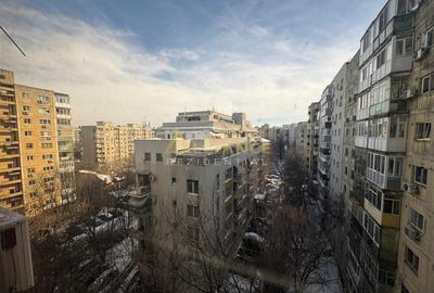 Apartament cu 3 camere decomandat în Tineretului - 17