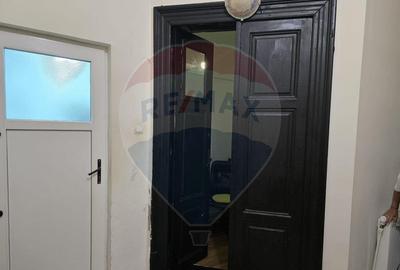 Apartament cu 3 camere decomandat în Central - 5
