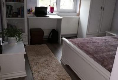 Apartament cu 3 camere decomandat în Central - 3