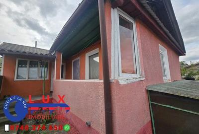 Casă cu 3 camere cu Teren 210 Mp în Babadag - 2
