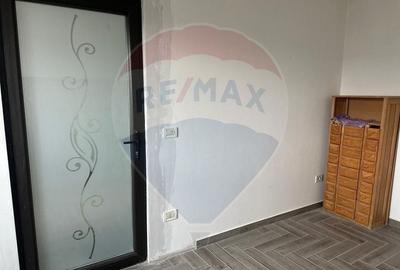 Apartament cu 2 camere semidecomandat în Săvinești - 20