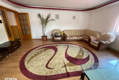 Casă cu 3 camere cu Teren 160 Mp în Central - 8