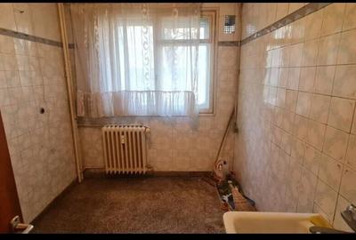 Apartament cu 3 camere semidecomandat în Titan - 6
