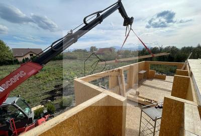 Casă individuală cu 4 camere cu Canalizare în Stupini - 18