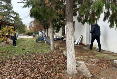 Casă cu 10 camere cu Teren 11000 Mp în Central