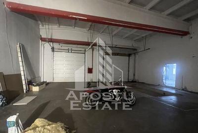 Spațiu comercial, de 1,500 mp, în Nord